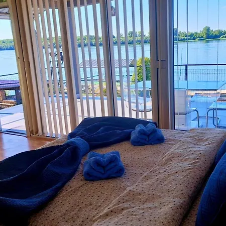 Sobe I Terasa Апартаменты *